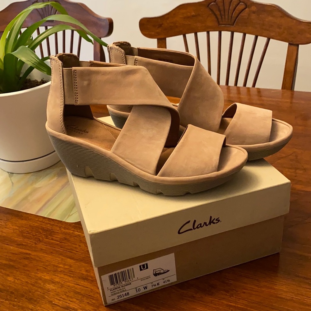 Women sandals